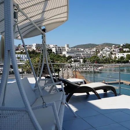 Paradise Bardakci Szálloda 5*